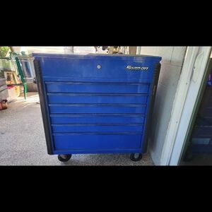Snap Blue Tool Chest
